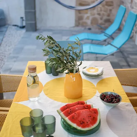 Stone House Lole Prázdninový dům *