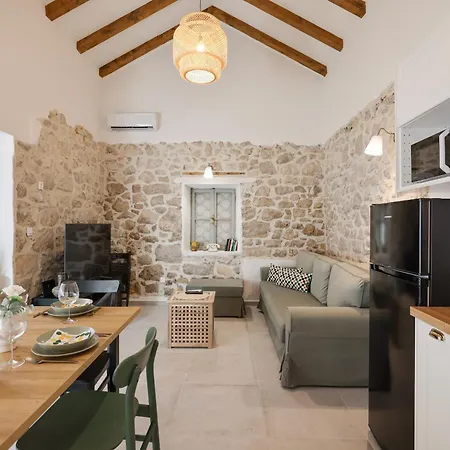 Hébergement de vacances Stone House Lole *